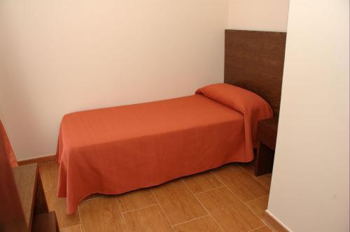 Hostal Los Coronales Madrid Ruang foto